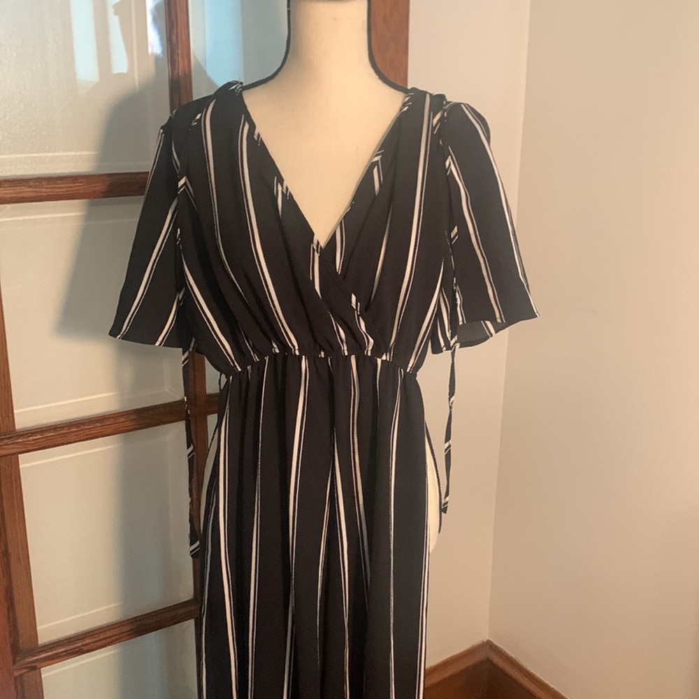 CLOSETCLEANOUT Nordstrom Black Striped Row A Jumpsuit - Picture 6 of 9
